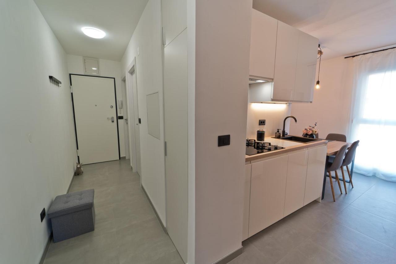 Malemi Apartment Pula Exteriör bild