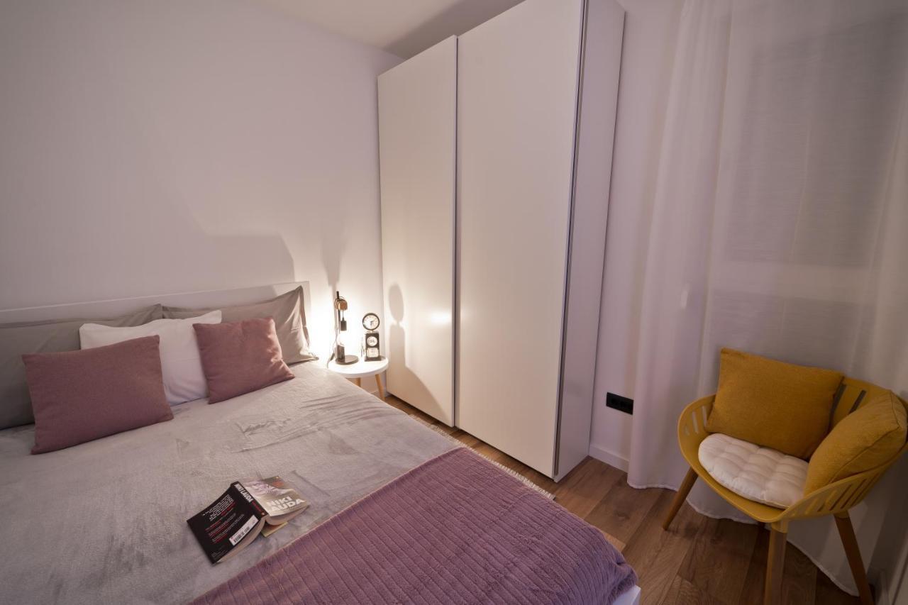 Malemi Apartment Pula Exteriör bild
